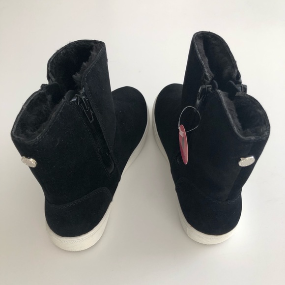 SALE. LOWEST PRICE!!! NEW. Steve Madden Kids Boots (Girls) - Picture 3 of 6